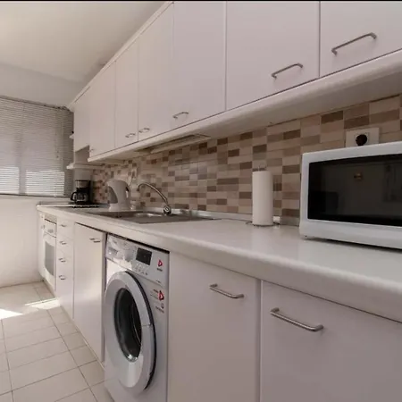 Apartment 3 Bedroom Penthouse *