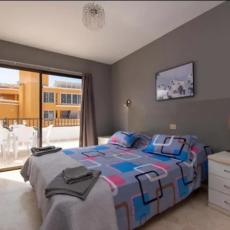 3 Bedroom Penthouse Appartement *