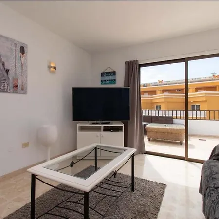 Appartement 3 Bedroom Penthouse *