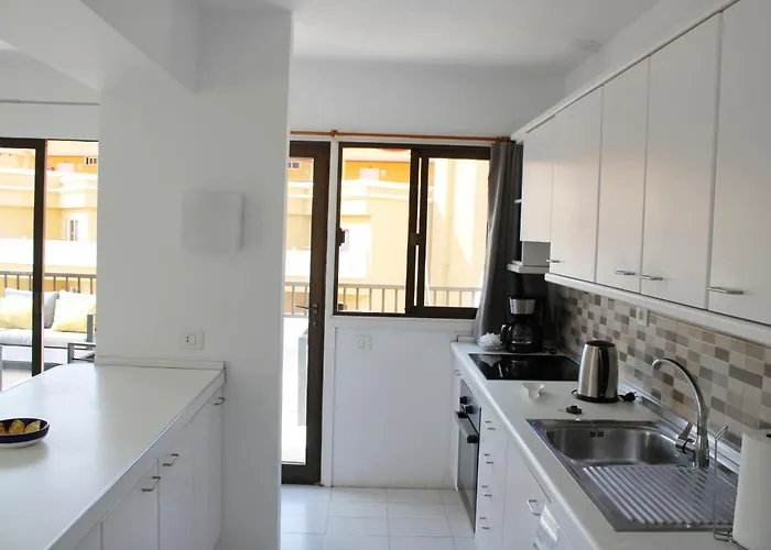 公寓 3 Bedroom Penthouse *