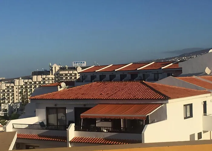 3 Bedroom Penthouse 阿德耶